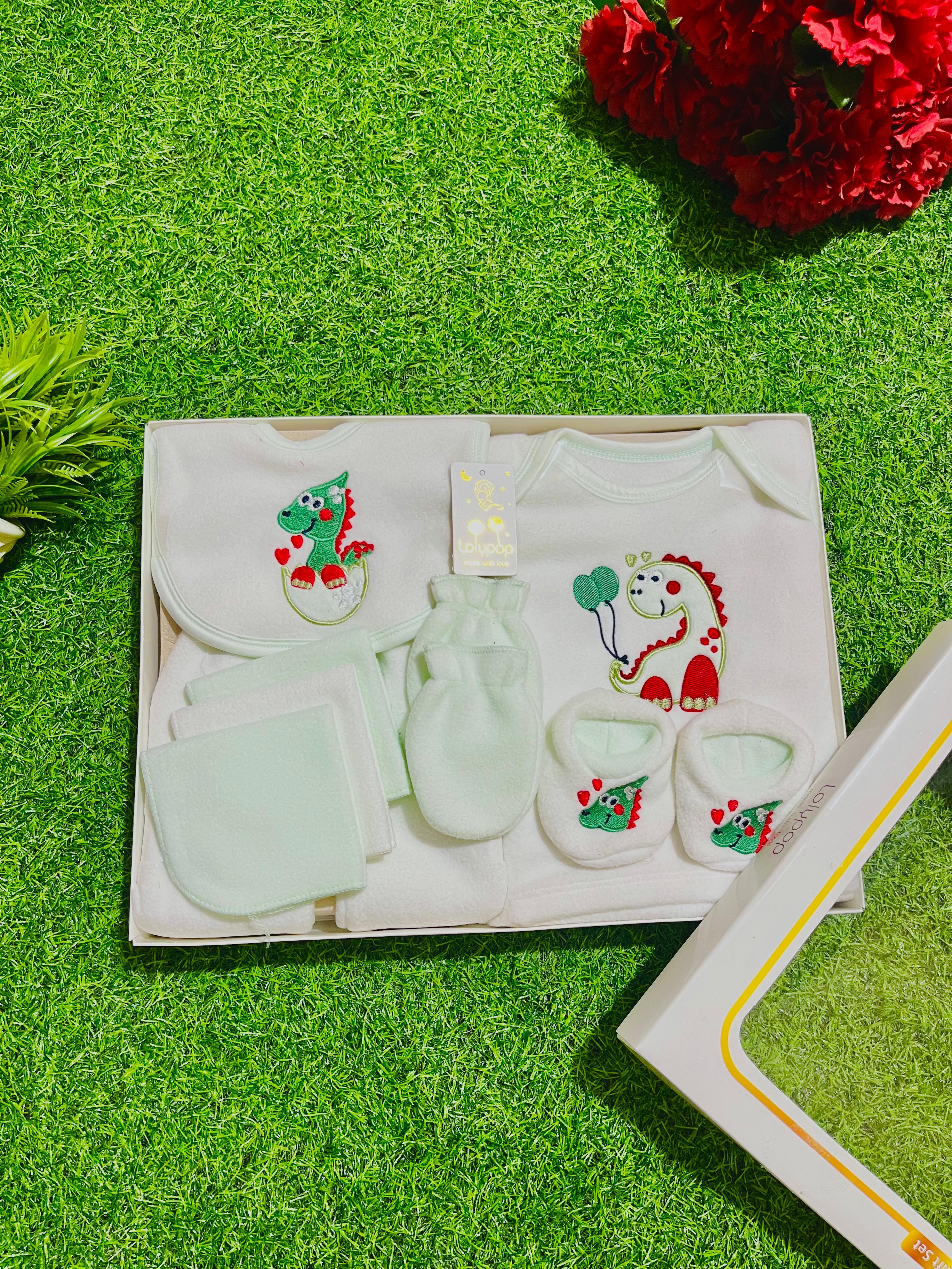 8 Pieces Gift Box for newborns